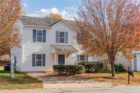 717 Bitting Hall Cir, Rural Hall, NC 27045