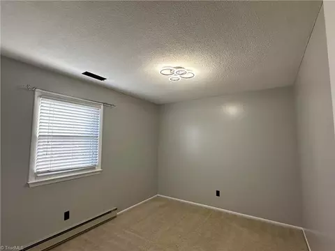 205 Crestview Dr, King, NC 27021 photo 10
