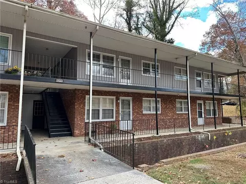 1103 Robin Hood Rd #G, High Point, NC 27262