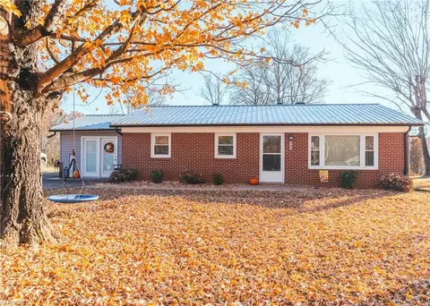 400 John Mcgrady Rd, North Wilkesboro, NC 28659