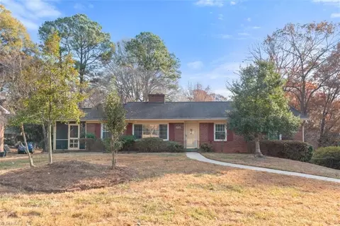 2535 Weymoth Rd, Winston Salem, NC 27103