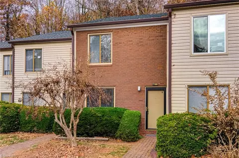 151 Forest View Dr, Winston Salem, NC 27104