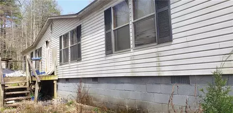 452 Reedy Branch Rd, Purlear, NC 28665