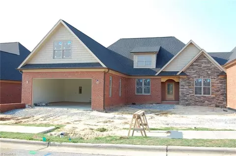 1642 Linton Ct, High Point, NC 27262