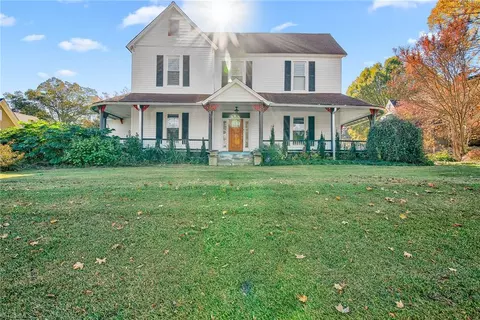 534 Main St, Mocksville, NC 27028