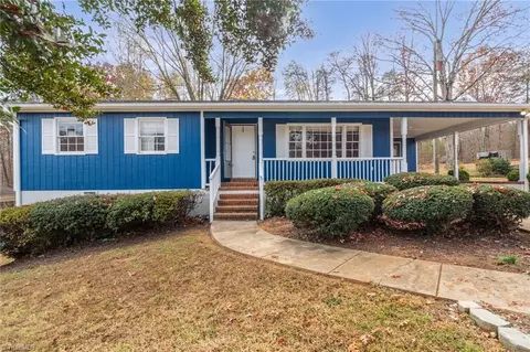 5076 Butterfield Dr, Winston Salem, NC 27105