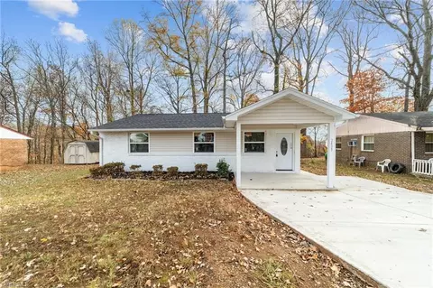 2409 Ponderosa Dr, Greensboro, NC 27406