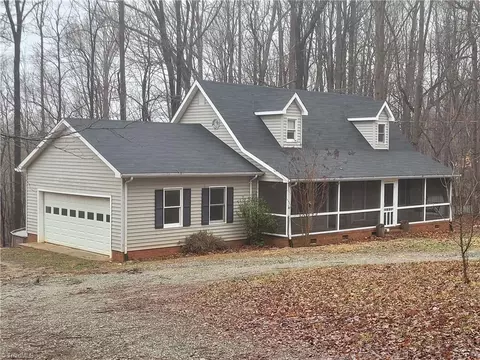 2931 Nc Highway 49, Liberty, NC 27298