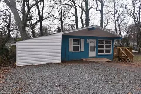 832 Cassell St, Winston Salem, NC 27107