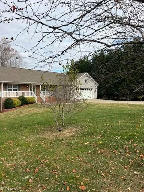775 Mountainview Rd, King, NC 27021 photo 2