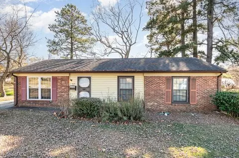 505 Lama St, Greensboro, NC 27406