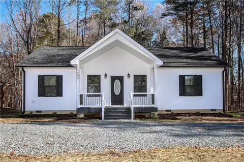 1580 Humble St, Asheboro, NC 27203