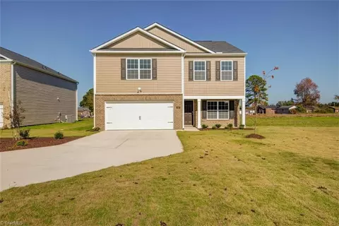 3321 Mallory Dr #296, Haw River, NC 27258