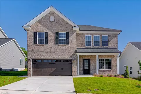 7259 Huntgate Dr, Kernersville, NC 27284