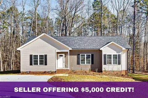 521 Kelly Cir, Asheboro, NC 27203