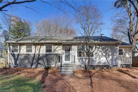 3802 Manor Dr, Greensboro, NC 27403