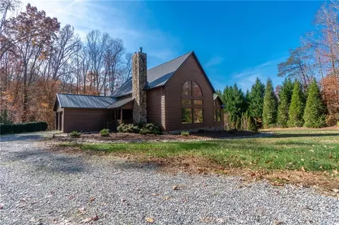 359 Punkin Ridge Ln, Winston Salem, NC 27107