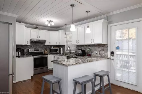 1231 Harvest Cir, Asheboro, NC 27203