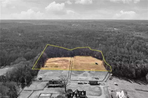 01 Holler Farm Rd, Clemmons, NC 27012