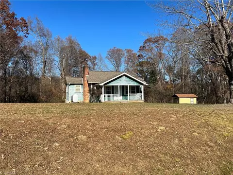 291 Walker Rd E, Elkin, NC 28621 photo 2