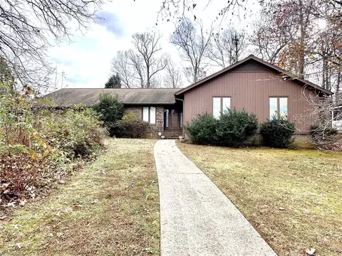 3501 Chadford Pl, Greensboro, NC 27410