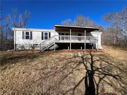 1020 Burch Tree Rd, King, NC 27021