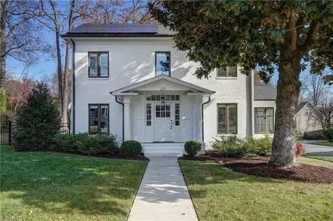 225 Tremont Dr S, Greensboro, NC 27403