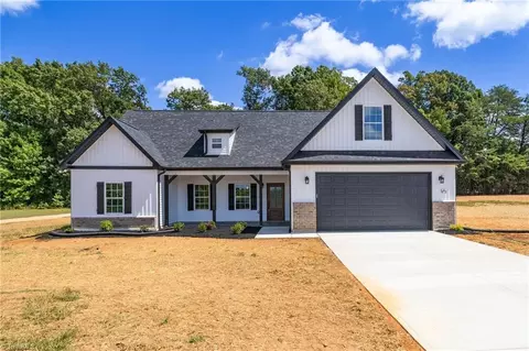 7842 Jackson School Rd, Browns Summit, NC 27214