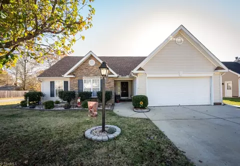 201 Cypress Ct, Gibsonville, NC 27249