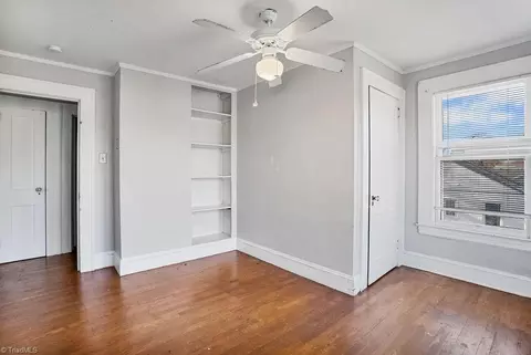 503 Chestnut Dr, High Point, NC 27262 photo 12