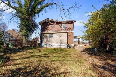 503 Chestnut Dr, High Point, NC 27262 photo 19