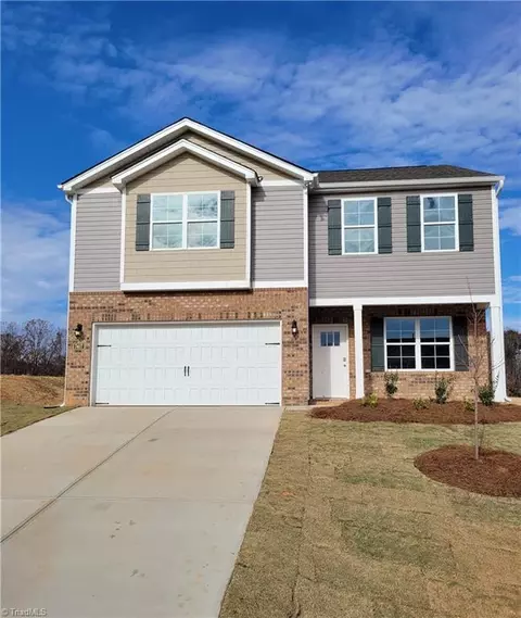 6408 Gatekeeper St, Greensboro, NC 27455
