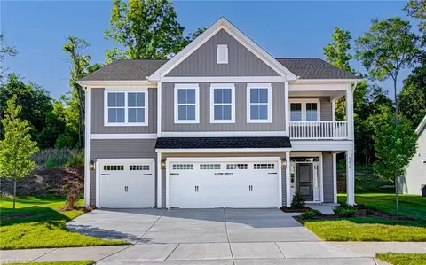 162 Moravian Ct, Advance, NC 27006