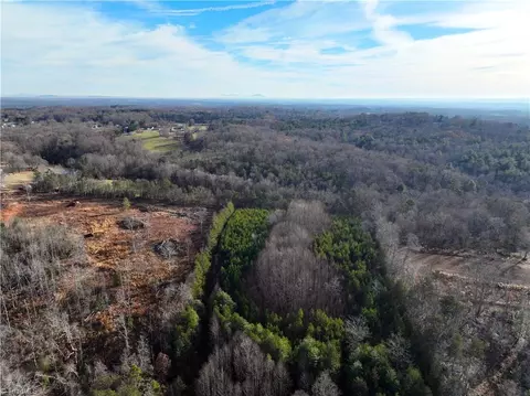 002 Forest Dr, State Road, NC 28676 photo 35