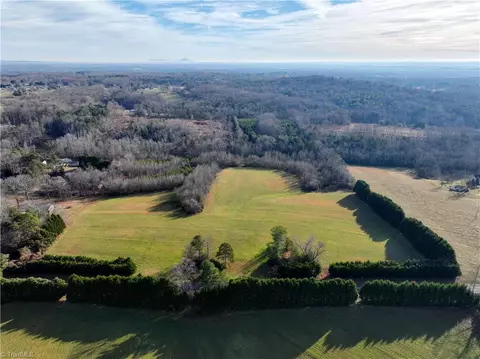 002 Forest Dr, State Road, NC 28676 photo 10