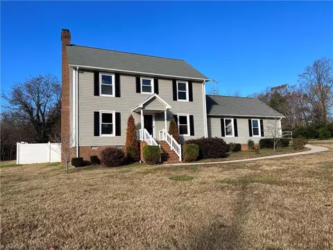 4014 Melissa Laine Rd, Greensboro, NC 27406
