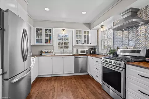 700 Virginia St, Mayodan, NC 27027
