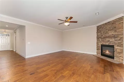 2827 Fallin Ct, High Point, NC 27262 photo 12