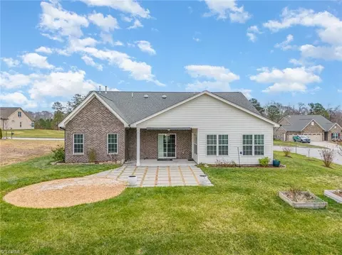2827 Fallin Ct, High Point, NC 27262 photo 37
