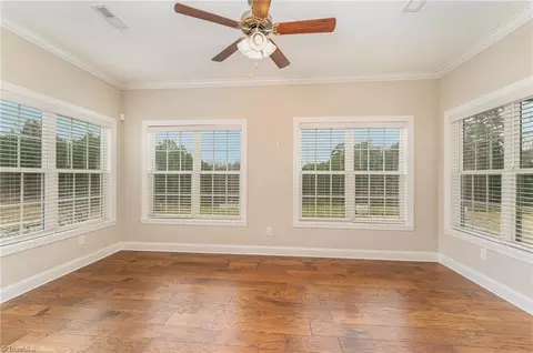 2827 Fallin Ct, High Point, NC 27262 photo 15