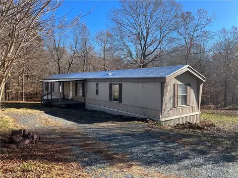 2134 Mill Race Ct, Sophia, NC 27350