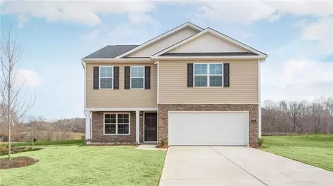 104 Nova Ln #1, King, NC 27021 photo 2
