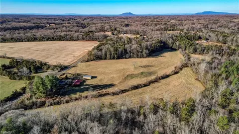 3400 Kilmurry Hill Rd, Pfafftown, NC 27040