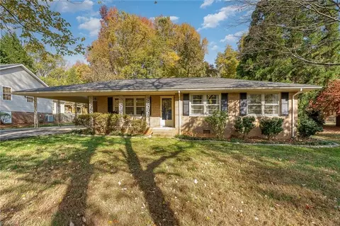 107 Pineburr Rd, Greensboro, NC 27455