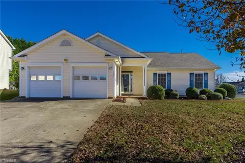 199 Silver Creek Trl, Kernersville, NC 27284