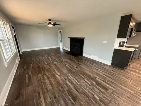 Living - 210 Kirby Rd, King, NC 27021 photo 2 of 4