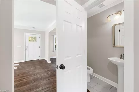 710 Forrest St, High Point, NC 27262 photo 17
