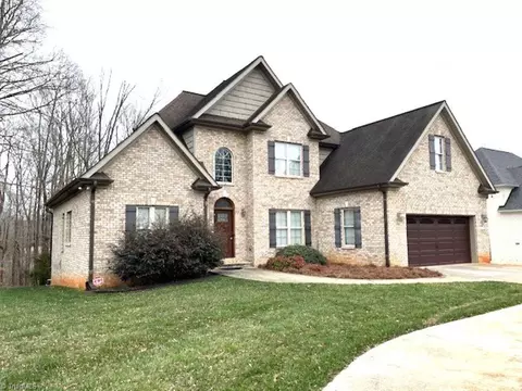 167 Madera Dr S, Mocksville, NC 27028