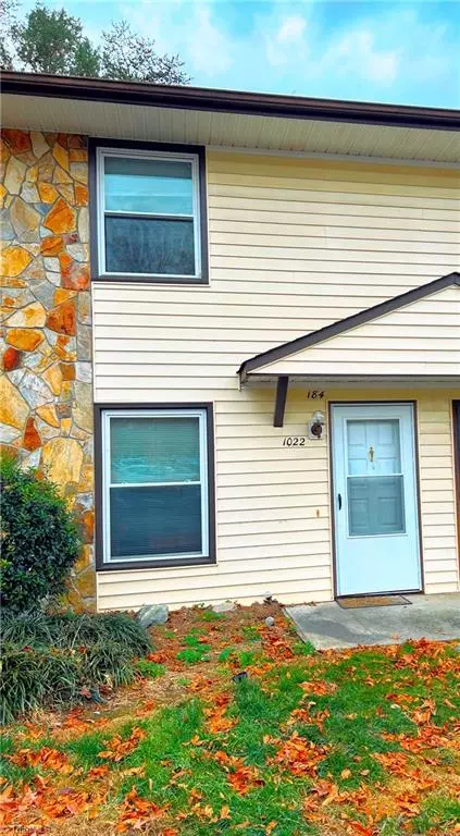 1022 Rock Knoll Ct, Winston Salem, NC 27107