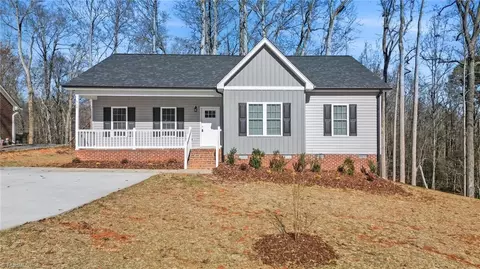519 Kelly Cir, Asheboro, NC 27203